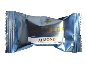Walters Milk chocolate & Almond nougat bon bon